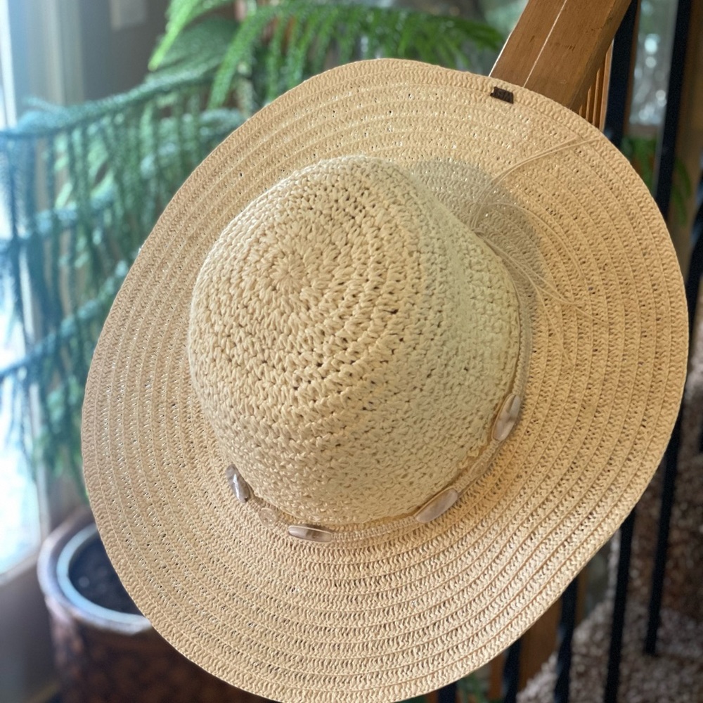 Straw hat - Picture 2 of 6